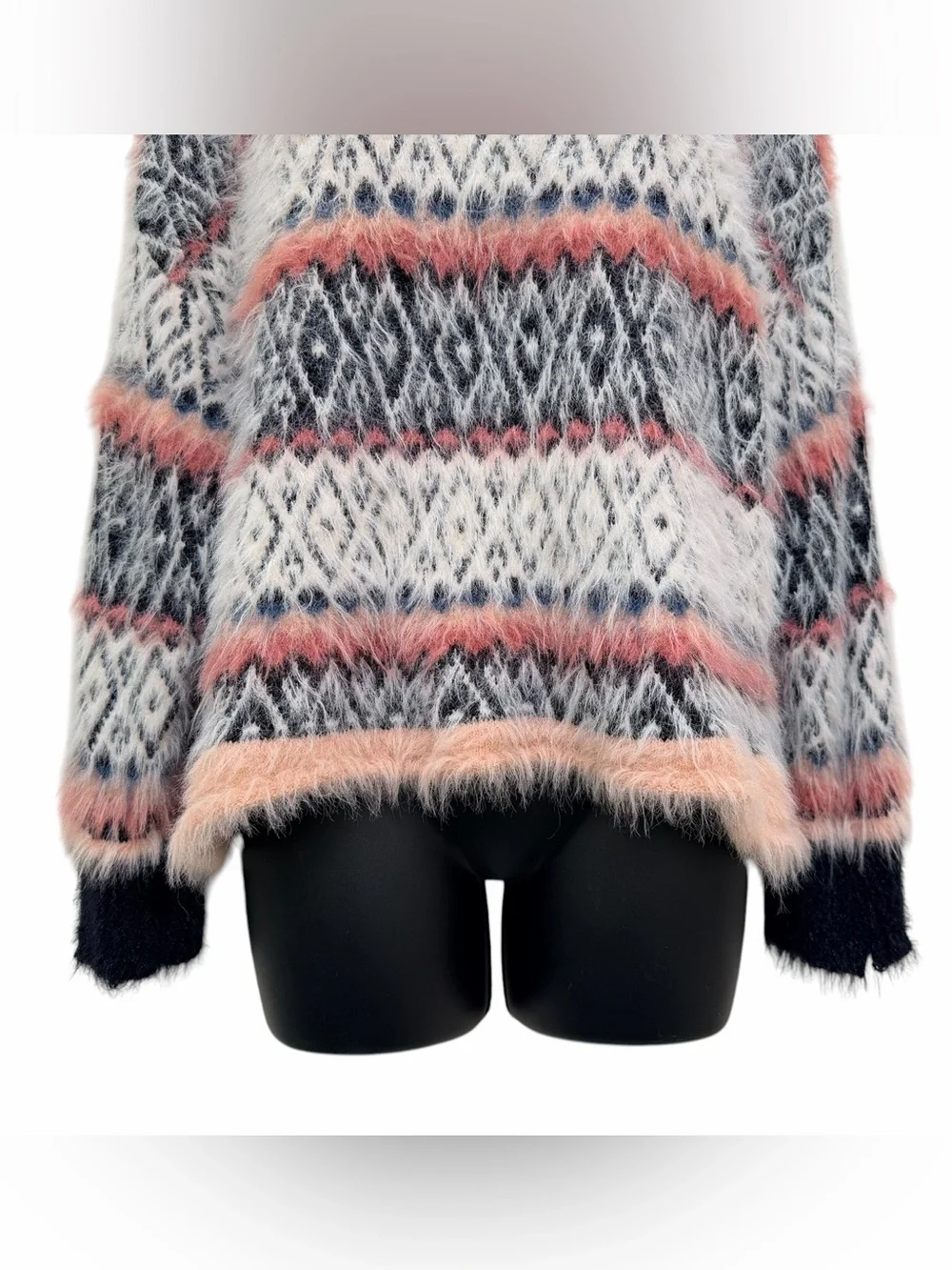 Urban Outfitters stay cozy